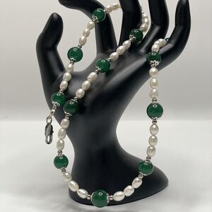 Artisan Handcrafted Emerald Green Gemstone Freshwater Pearl Beaded Necklace